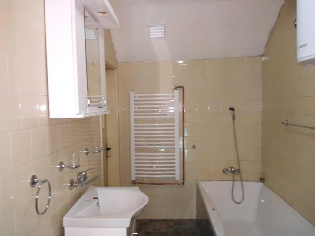 Apartamento Evelin sobe Backa Topola Exterior foto